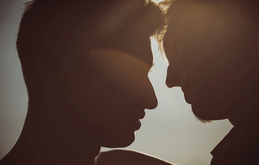 Reality-vs-porn---two-guys-intimate